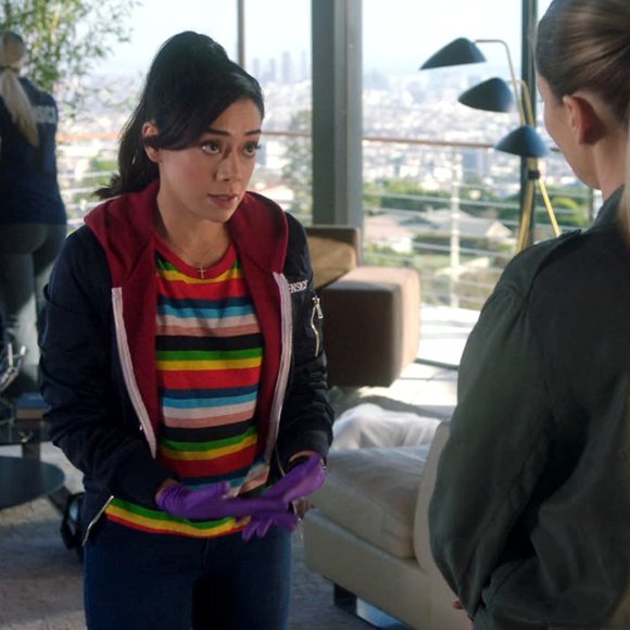 Pam & Gela Rainbow Stripe Ringer Tee T-Shirt ASO Max Mayfield - Picture 10 of 10